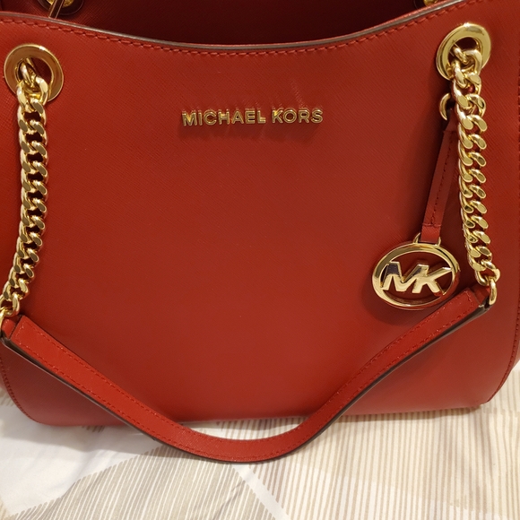 Michael Kors Red Tote Bag and Wallet Set - Picture 8 of 13